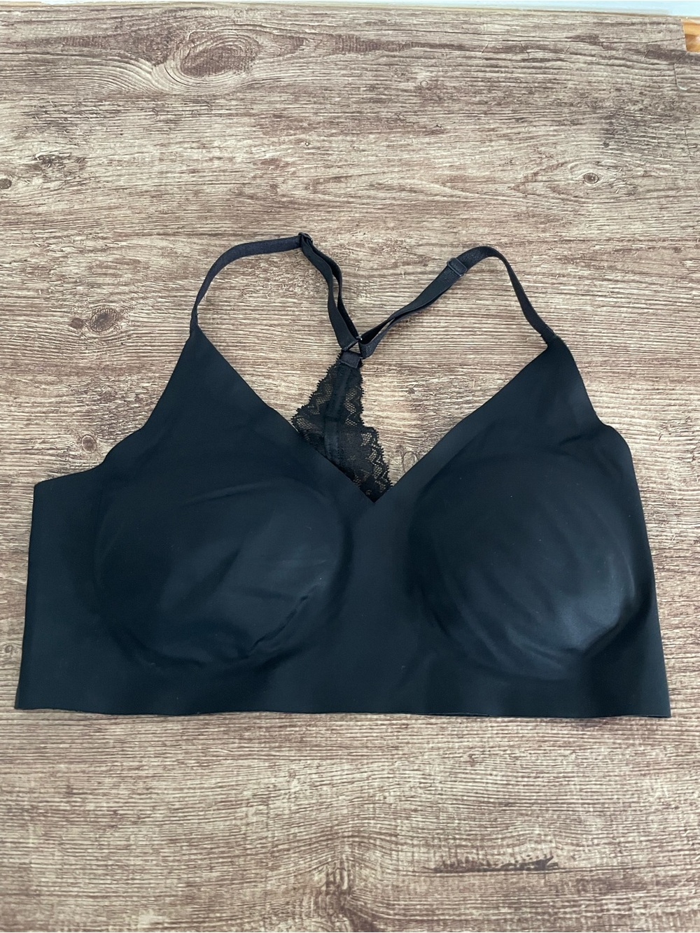 Victoria's Secret Black Lace Razorback Seamless Bralette Size Small